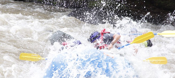 Rafting the Pacuare River